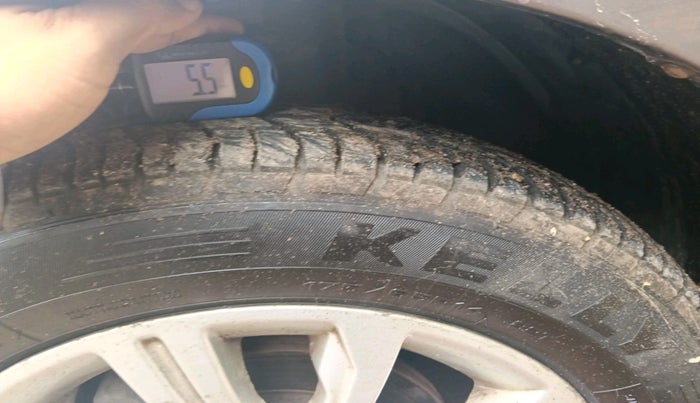 2016 Tata Tiago XZ PETROL, Petrol, Manual, 38,253 km, tyre