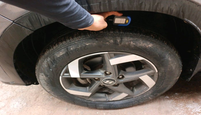 2020 Hyundai VENUE SX 1.0 TURBO, Petrol, Manual, 37,449 km, tyre