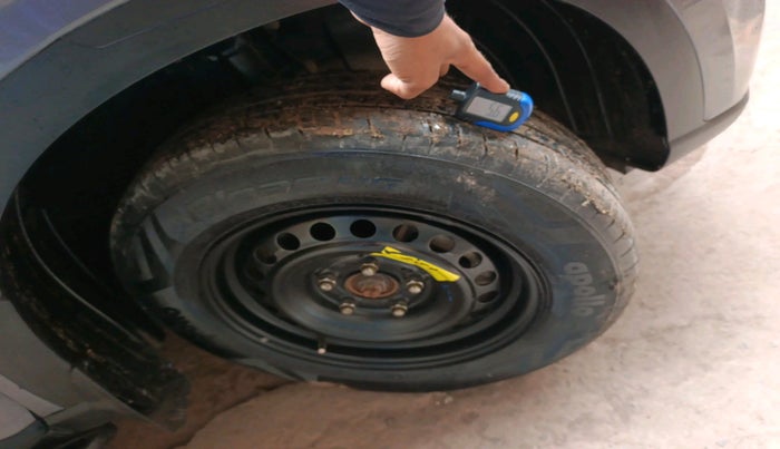 2020 Hyundai VENUE SX 1.0 TURBO, Petrol, Manual, 37,449 km, tyre