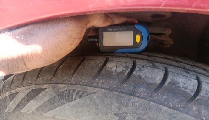 2011 Hyundai i10 SPORTZ 1.2 AT, Petrol, Automatic, 86,788 km, tyre