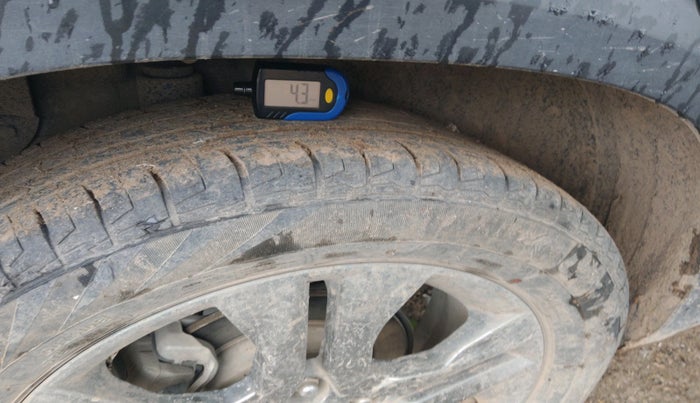 2022 KIA SELTOS HTX PETROL 1.5, Petrol, Manual, 36,810 km, tyre