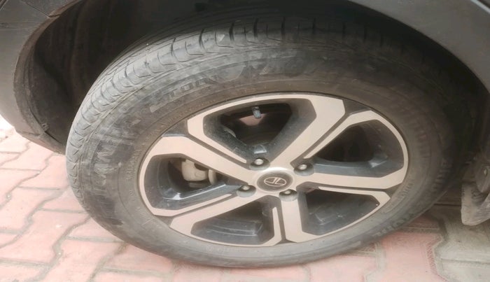 2022 Tata NEXON XZ PLUS (HS) PETROL, Petrol, Manual, 32,631 km, tyre