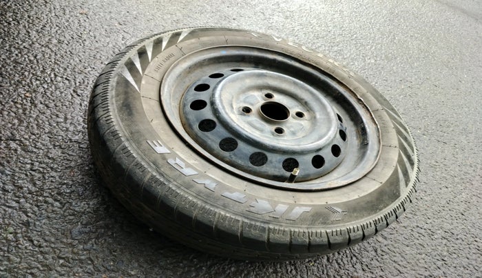 2014 Maruti Celerio VXI, CNG, Manual, 1,37,269 km, tyre