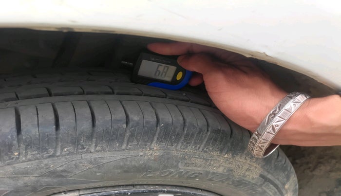 2016 Maruti Ertiga VDI SHVS, Diesel, Manual, 1,53,216 km, tyre