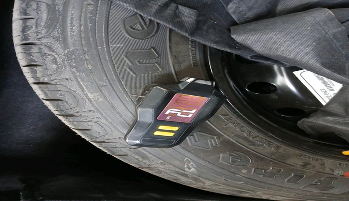 2021 Jeep Compass MODEL S (O) 1.4 PETROL DCT, Petrol, Automatic, 22,237 km, tyre