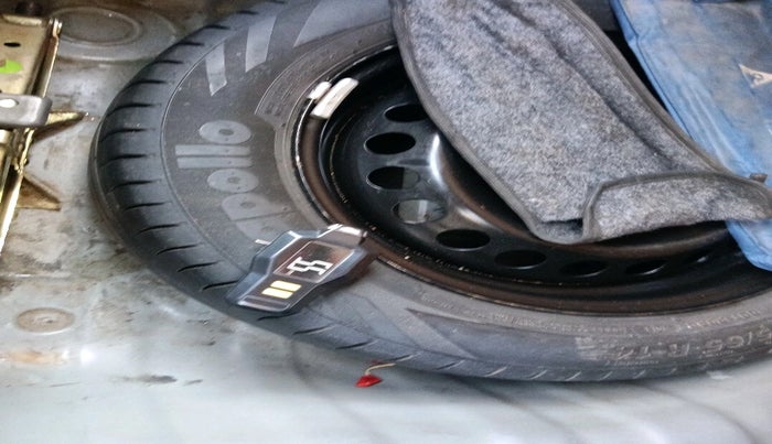 2014 Hyundai Grand i10 ASTA 1.2 KAPPA VTVT, Petrol, Manual, 60,610 km, tyre