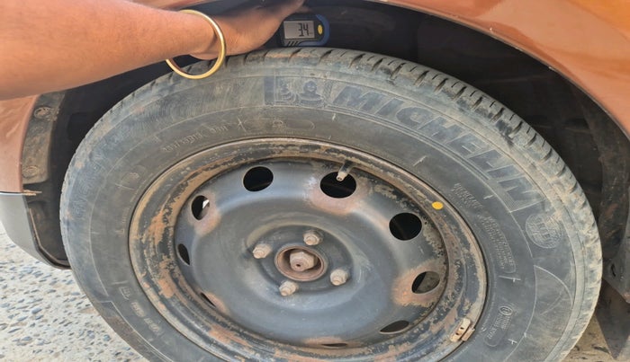 2018 Ford Ecosport TREND+ 1.5L DIESEL, Diesel, Manual, 1,08,989 km, tyre