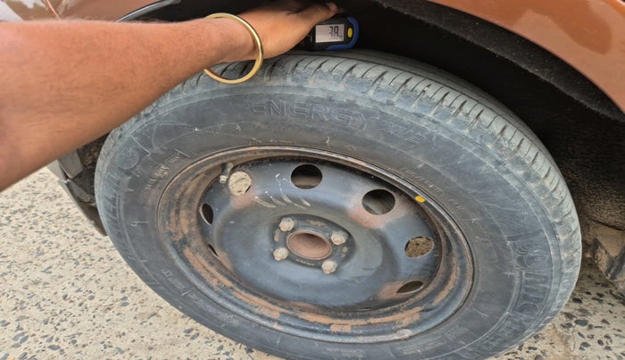 2018 Ford Ecosport TREND+ 1.5L DIESEL, Diesel, Manual, 1,08,989 km, tyre