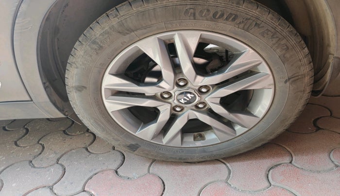 2020 KIA SELTOS HTX IVT 1.5 PETROL, Petrol, Automatic, 33,947 km, tyre