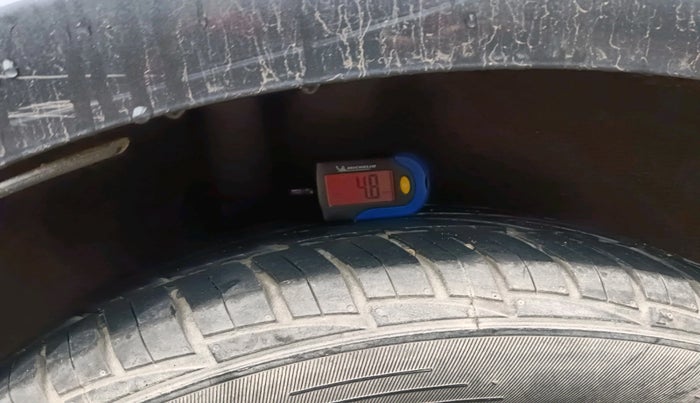 2014 Ford Ecosport TREND 1.5L PETROL, Petrol, Manual, 1,15,891 km, tyre