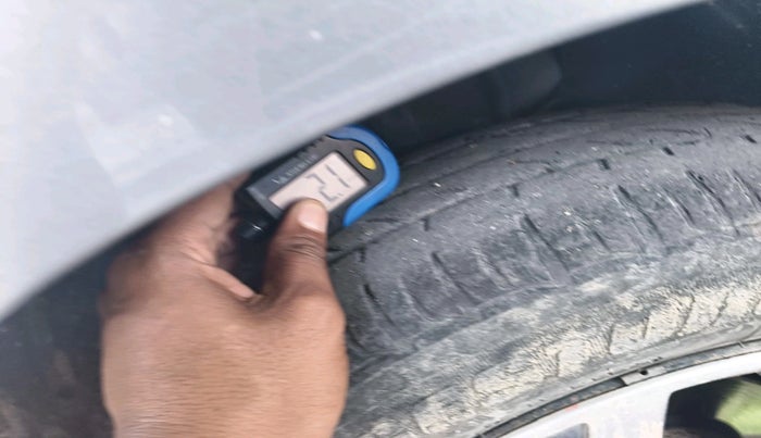 2019 Tata Tiago XZ PETROL, Petrol, Manual, 55,899 km, tyre