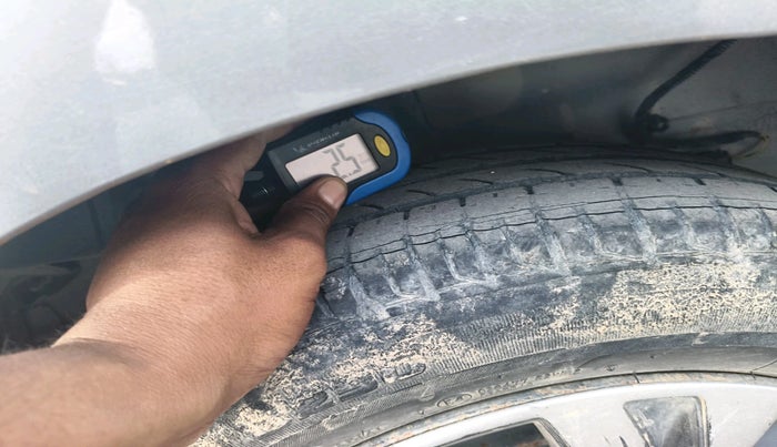 2019 Tata Tiago XZ PETROL, Petrol, Manual, 55,899 km, tyre