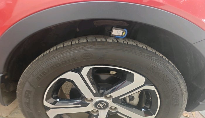 2021 Tata NEXON XZ PLUS SUNROOF PETROL DUAL TONE, Petrol, Manual, 20,032 km, tyre