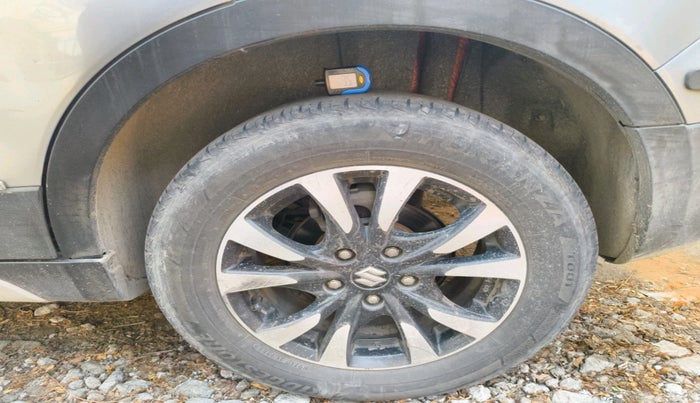 2019 Maruti S Cross DELTA 1.3, Diesel, Manual, 1,43,256 km, tyre