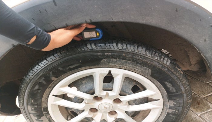 2019 Renault TRIBER RXL MT, CNG, Manual, 71,301 km, tyre