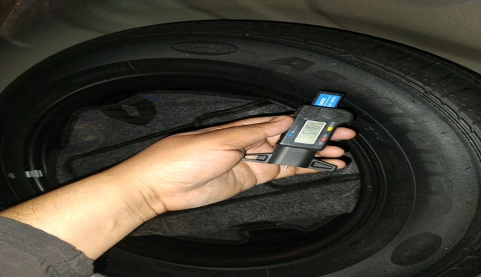 2022 KIA SONET HTX 1.0 IMT, Petrol, Manual, 76,302 km, tyre