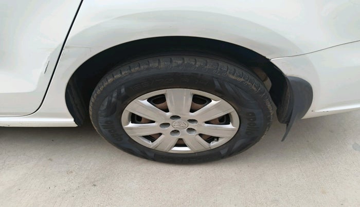 2012 Volkswagen Vento COMFORTLINE DIESEL 1.6, Diesel, Manual, 1,84,590 km, tyre