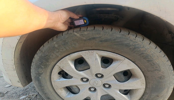 2016 Hyundai Elite i20 MAGNA 1.2, CNG, Manual, 84,785 km, tyre