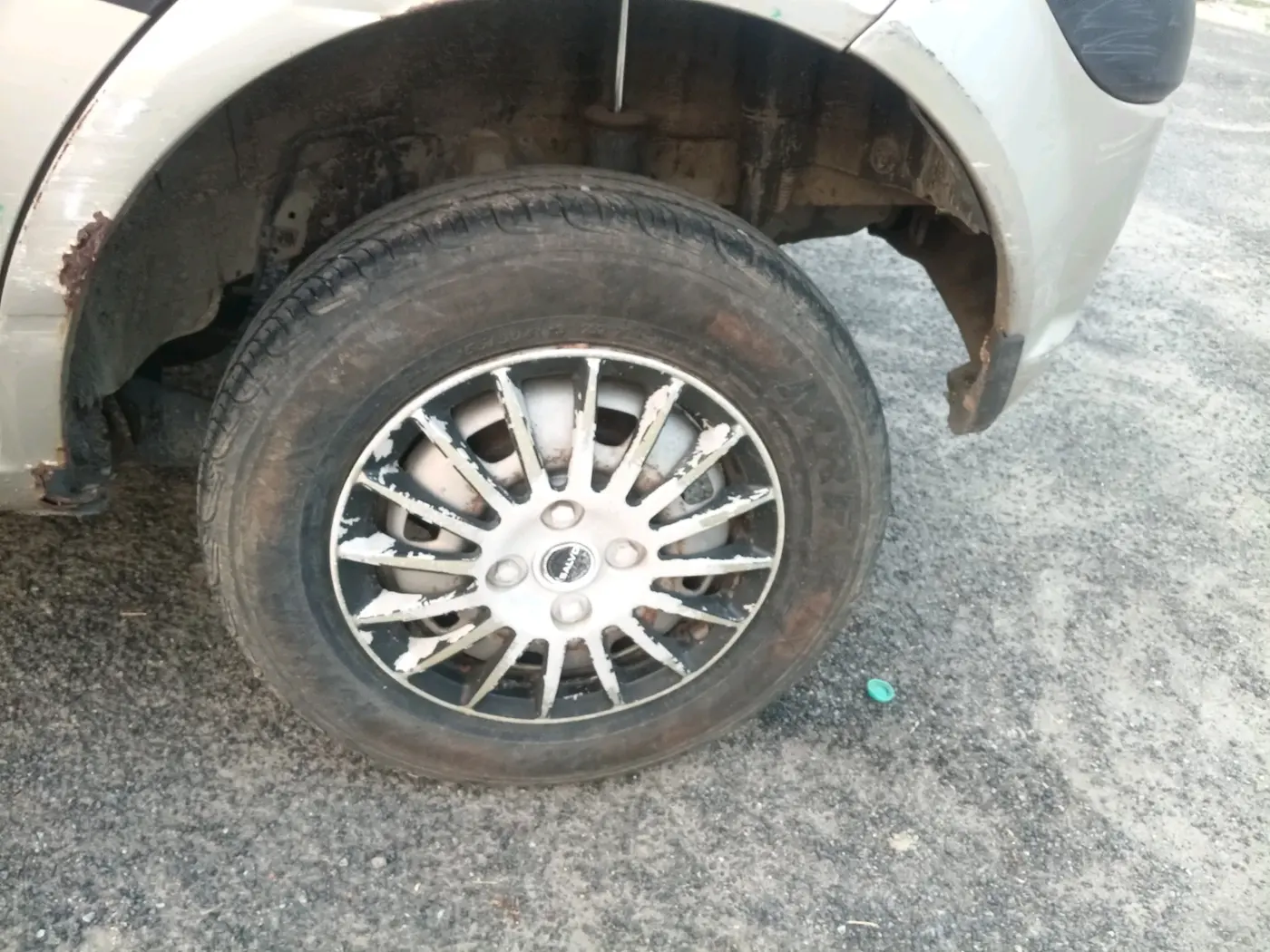 2007 Hyundai Getz GVS, Petrol, Manual, 29,384 km, tyre