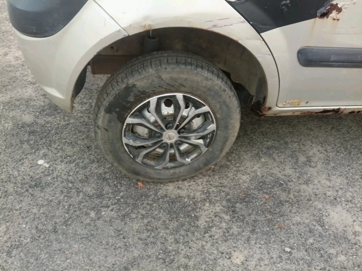 2007 Hyundai Getz GVS, Petrol, Manual, 29,384 km, tyre