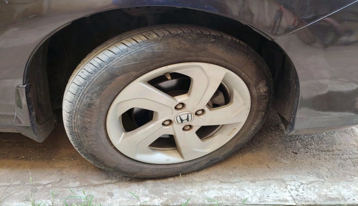 2015 Honda City 1.5L I-VTEC VX CVT, Petrol, Automatic, 50,203 km, tyre