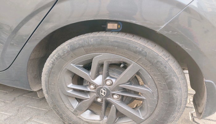 2020 Hyundai GRAND I10 NIOS SPORTZ AMT 1.2 KAPPA VTVT, Petrol, Automatic, 90,624 km, tyre