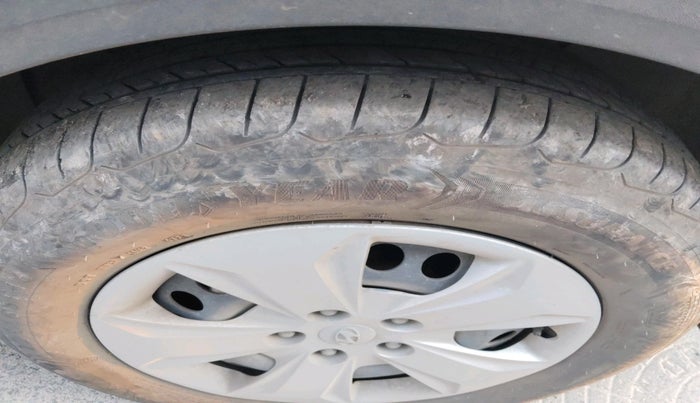 2019 Hyundai Creta E PLUS 1.6 PETROL, Petrol, Manual, 64,283 km, tyre