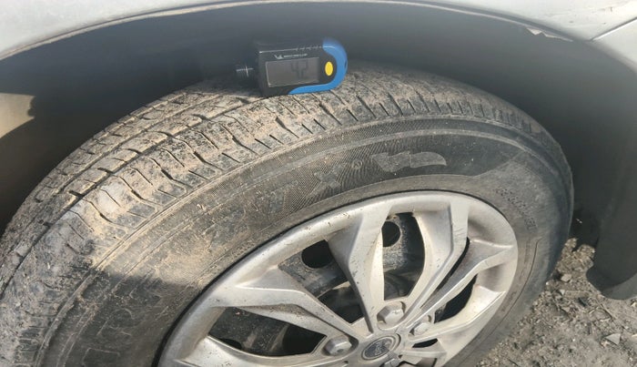 2011 Maruti Swift Dzire VXI, Petrol, Manual, 62,999 km, tyre