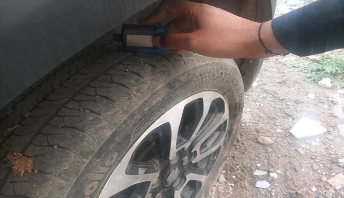 2023 Maruti Grand Vitara ZETA SMART HYBRID AT, Petrol, Automatic, 39,101 km, tyre