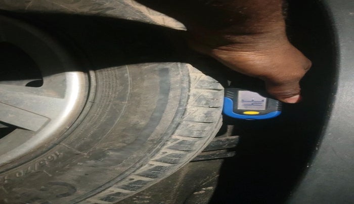 2022 Renault Kwid RXE, Petrol, Manual, 36,833 km, tyre