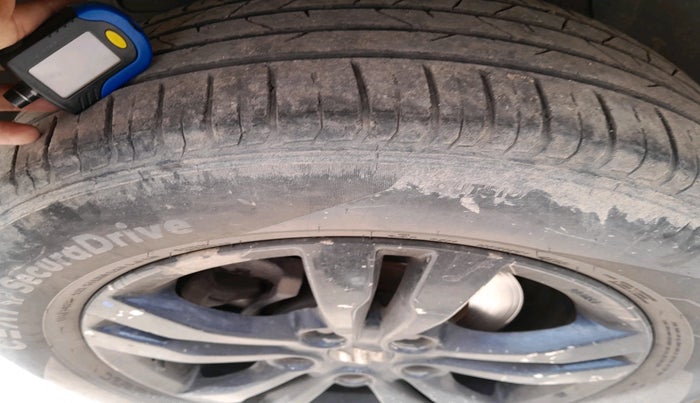 2019 Maruti Vitara Brezza ZDI PLUS, Diesel, Manual, 1,28,618 km, tyre