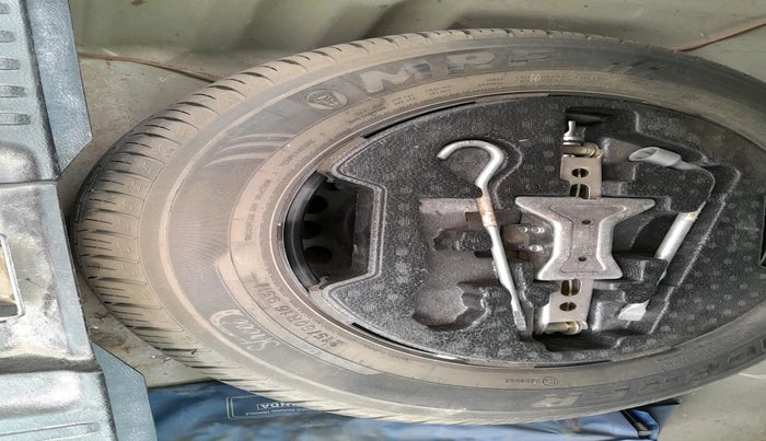 2019 Maruti Vitara Brezza ZDI PLUS, Diesel, Manual, 1,28,618 km, tyre