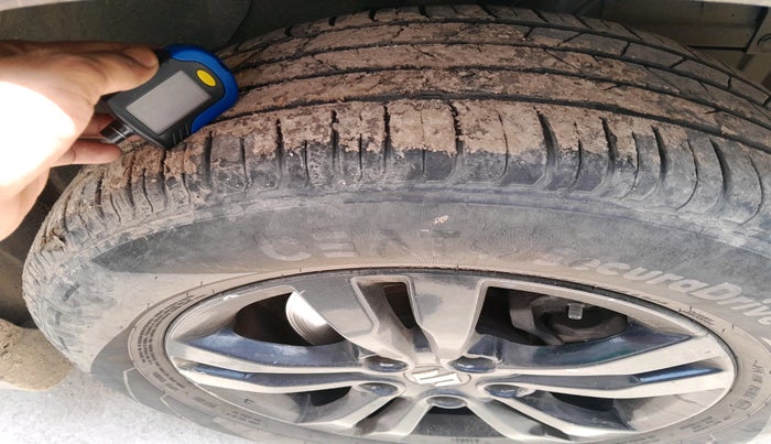 2019 Maruti Vitara Brezza ZDI PLUS, Diesel, Manual, 1,28,618 km, tyre