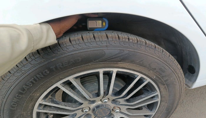 2017 Hyundai Grand i10 MAGNA U2 1.2 CRDI, Diesel, Manual, 92,330 km, tyre