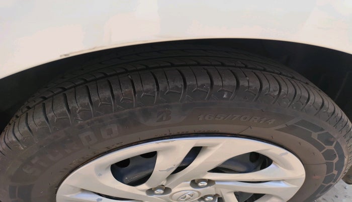 2022 Hyundai AURA S 1.2 CNG, CNG, Manual, 90,206 km, tyre