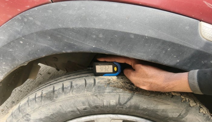 2019 Renault Kwid RXL, Petrol, Manual, 69,366 km, tyre