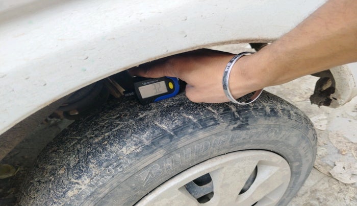 2017 Maruti Eeco 5 STR WITH A/C+HTR CNG, CNG, Manual, 1,13,181 km, tyre