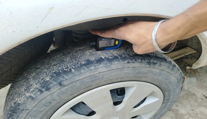 2017 Maruti Eeco 5 STR WITH A/C+HTR CNG, CNG, Manual, 1,13,181 km, tyre