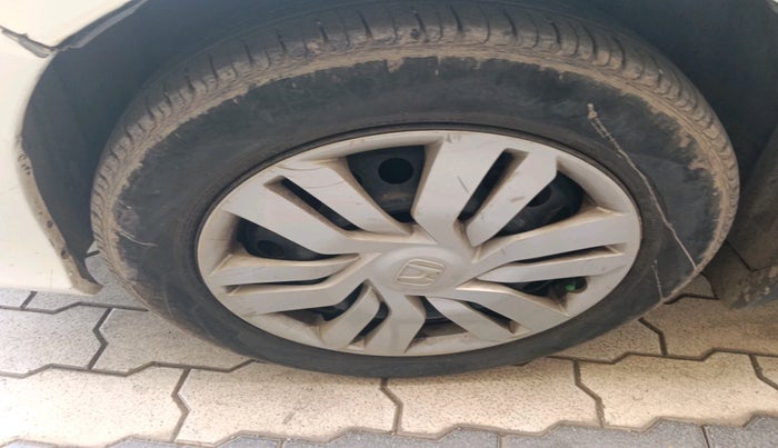 2014 Honda City 1.5L I-VTEC S MT, Petrol, Manual, 99,614 km, tyre