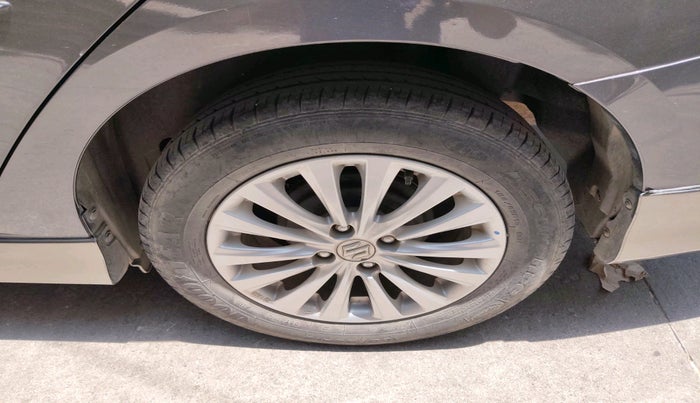 2023 Maruti Ciaz ZETA 1.5 SHVS MT PETROL, Petrol, Manual, 30,412 km, tyre