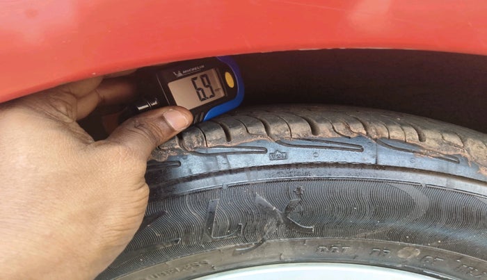 2011 Hyundai i10 ASTA 1.2, Petrol, Manual, 91,743 km, tyre