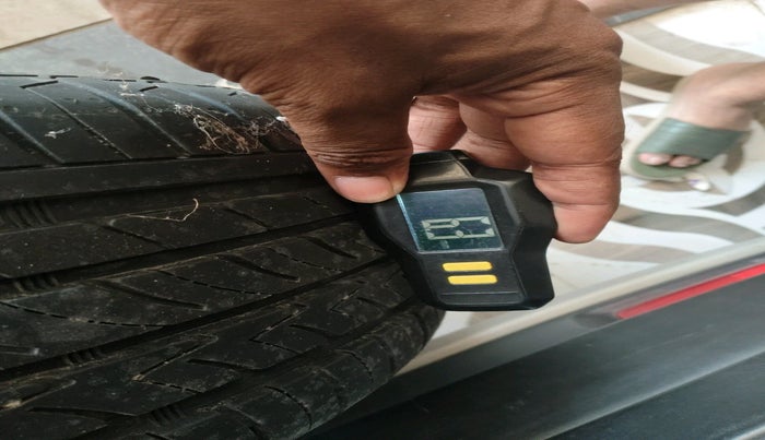 2020 Maruti S Cross ZETA AT 1.5, Petrol, Automatic, 29,241 km, tyre