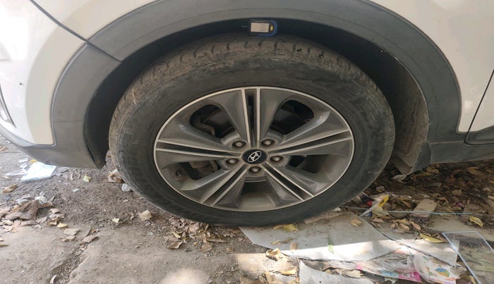 2016 Hyundai Creta SX PLUS AT 1.6 PETROL, Petrol, Automatic, 43,450 km, tyre