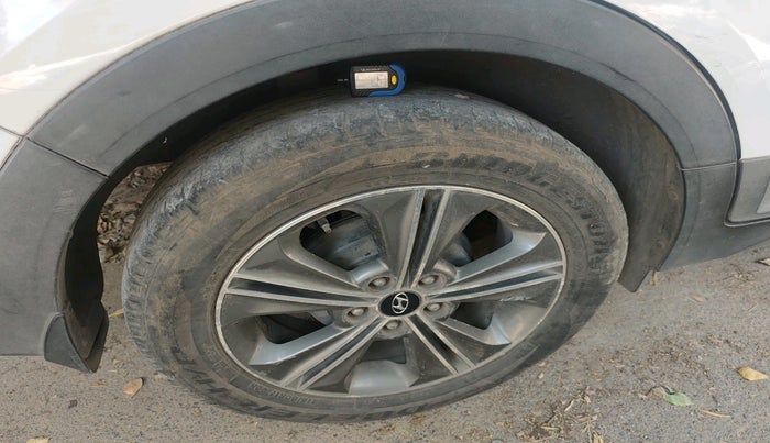 2016 Hyundai Creta SX PLUS AT 1.6 PETROL, Petrol, Automatic, 43,450 km, tyre