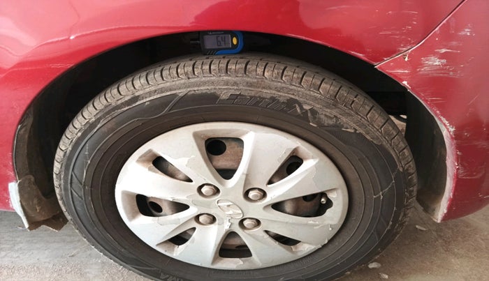 2011 Hyundai i10 MAGNA 1.1, Petrol, Manual, 1,19,968 km, tyre