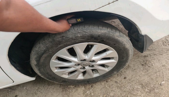 2017 Toyota Corolla Altis G PETROL, Petrol, Manual, 66,328 km, tyre