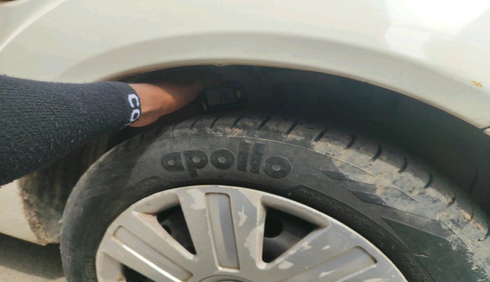 2011 Ford Figo ZXI 1.2 PETROL, Petrol, Manual, 92,251 km, tyre