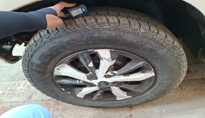 2005 Mahindra Scorpio 2.6 TURBO 8 STR, Diesel, Manual, 1 km, tyre