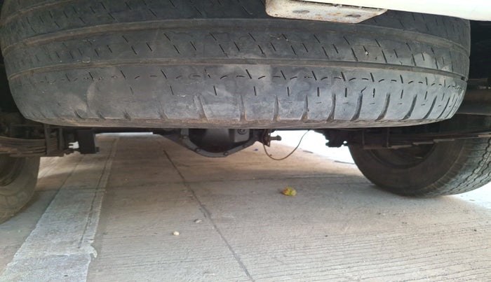 2005 Mahindra Scorpio 2.6 TURBO 8 STR, Diesel, Manual, 1 km, tyre