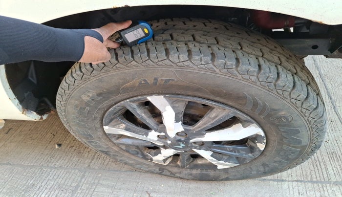 2005 Mahindra Scorpio 2.6 TURBO 8 STR, Diesel, Manual, 1 km, tyre